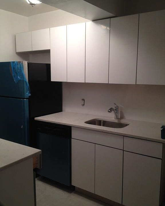 2nd image of 3635 167th St APT 6D