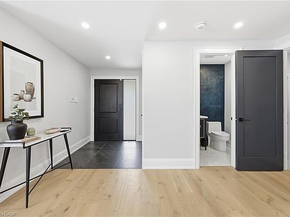 5th image of 2029 Kempton Park Dr