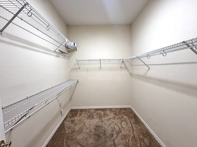 10118 Shortwood Ln — Photo 24