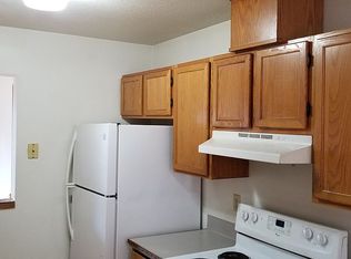 2280 E Main St, Cottage Grove, OR 97424