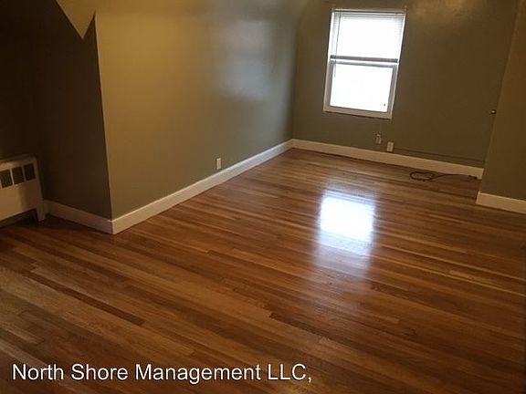 4th image of 270 Reservoir Ave #2