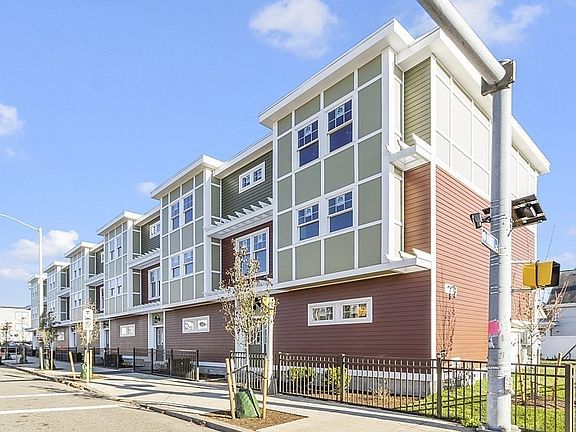 3rd image of 876 Western Ave #6