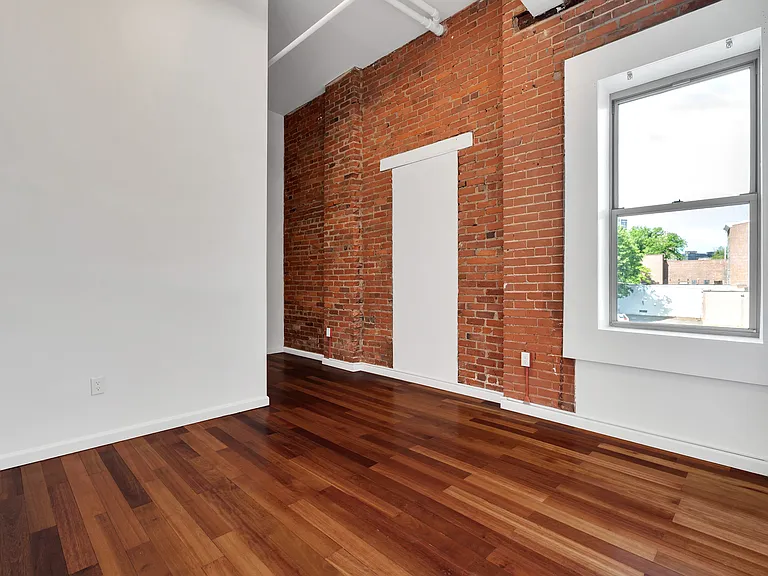 850 Grand Ave #202 — Photo 13