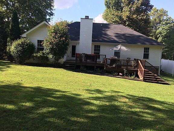 5th image of 3456 Eastwood Dr