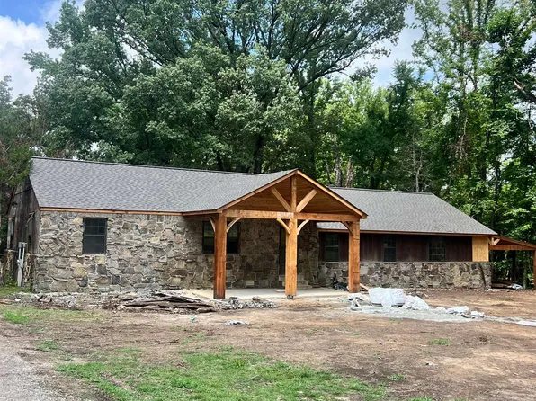 8475 Epperson Mill Rd, Millington, TN 38053
