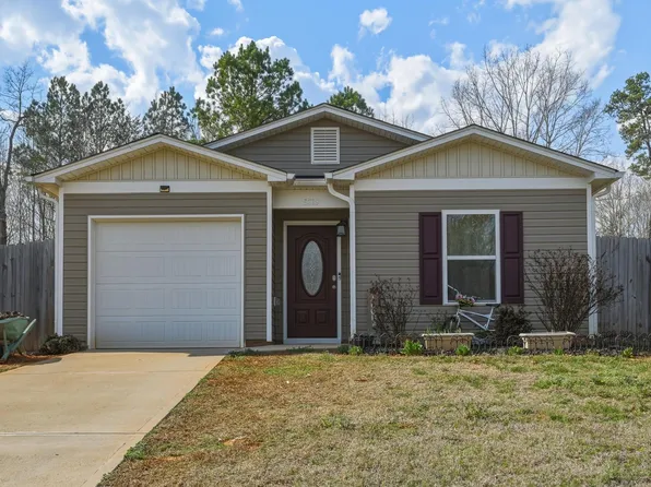 5619 Waxwing Dr, Snow Camp, NC 27349