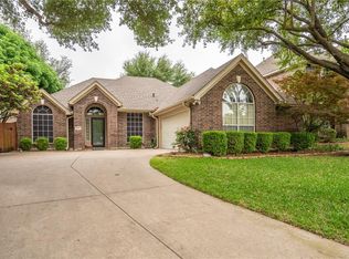 2809 Ingram Dr, Grand Prairie, TX 75052
