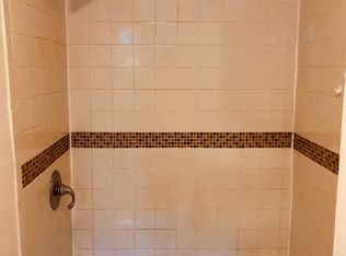 75 Beech St, Lowell, MA 01850