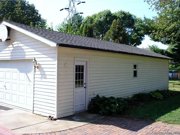 4th image of 1872 Patterson Dr