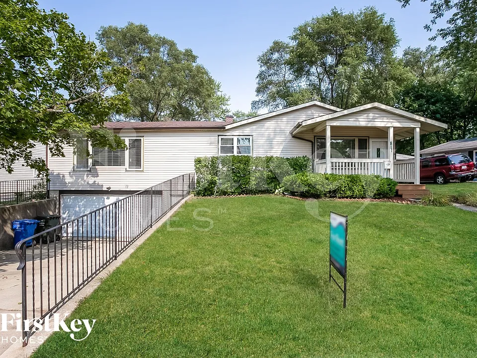 811 Salem Ln