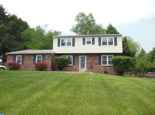 1012 Ericsson Dr, Coatesville, PA 19320