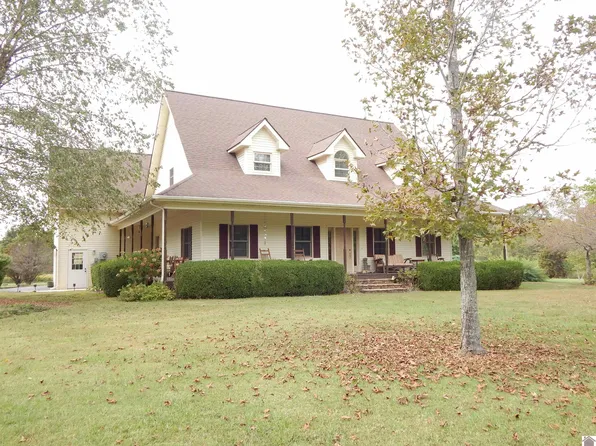 273 Salem Chapel Rd N, Benton, KY 42025