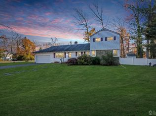 600 Wildwood Rd, West Allenhurst, NJ 07711