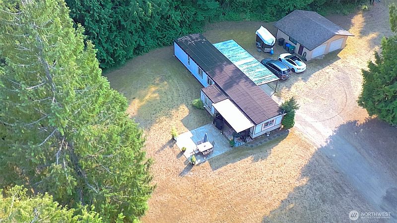 4th image of 1566 SW Old Clifton Road