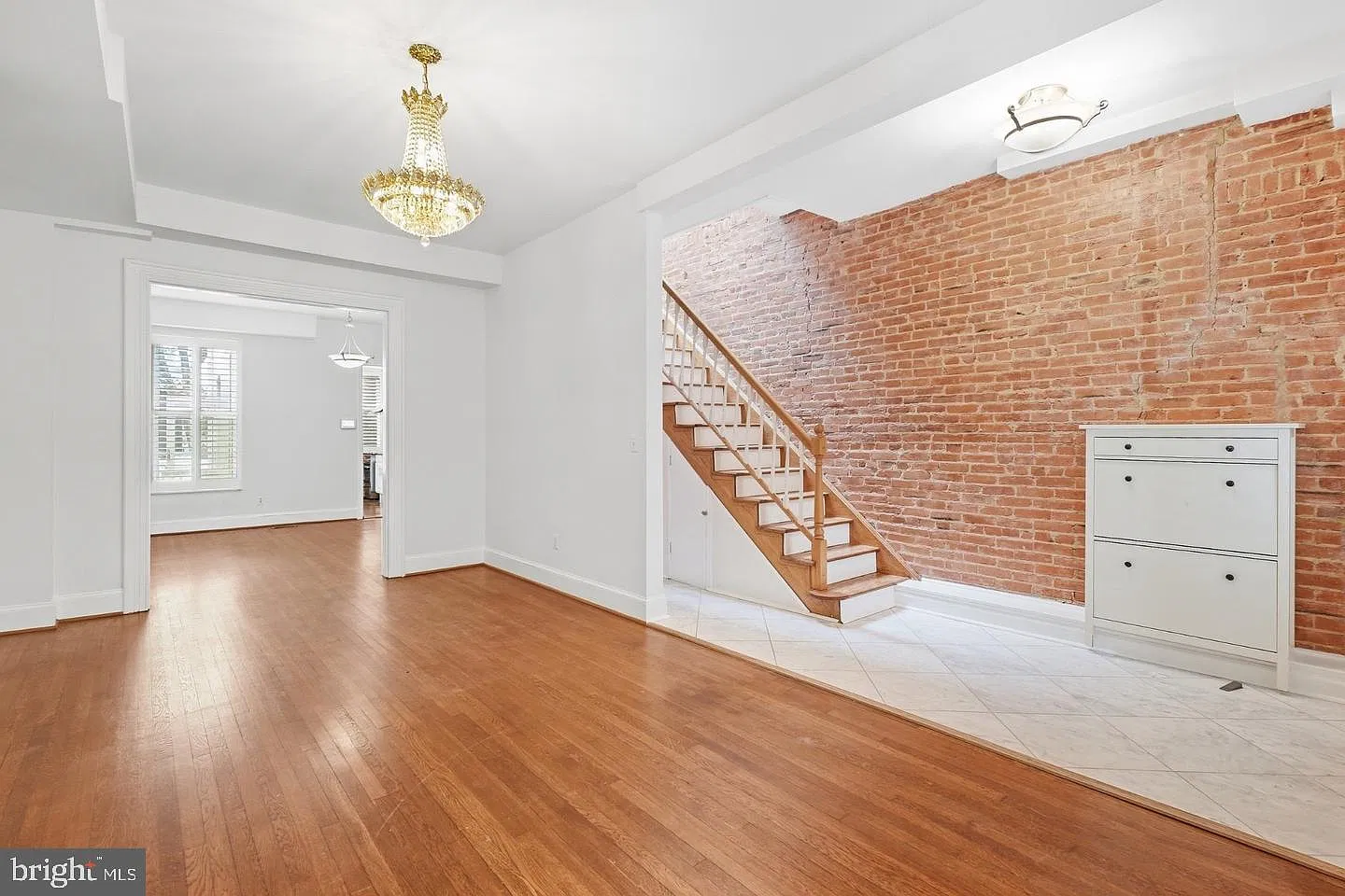 3 bed, 2.5 bath, 3640 sqft, $5,500 — Photo 4