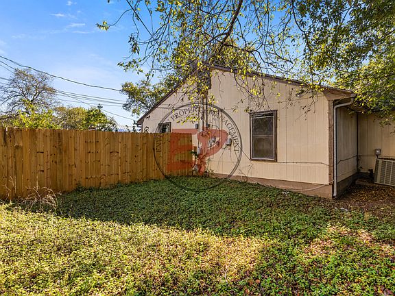 2nd image of 3627 Colcord Ave