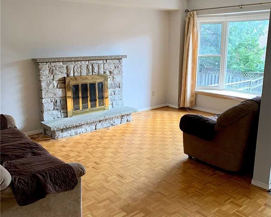 2nd image of 85 Cheviot Cres
