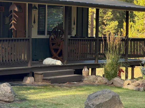 15003 River Loop Dr E, Bend, OR 97707