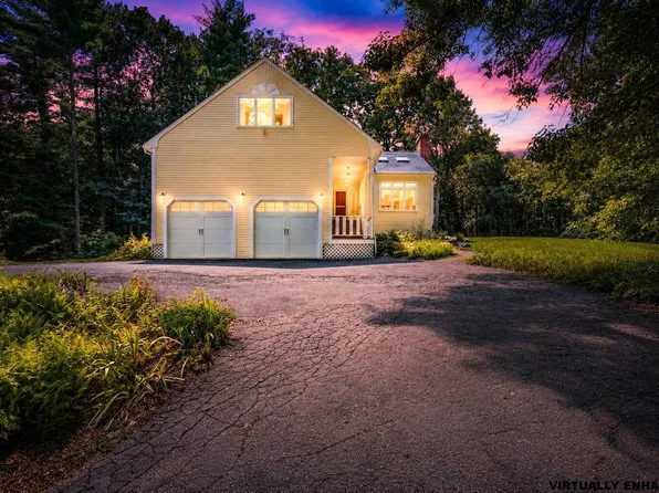 10 Standish Way, Amherst, NH 03031