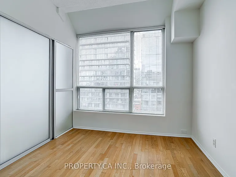 92 King St E #1703 — Photo 8