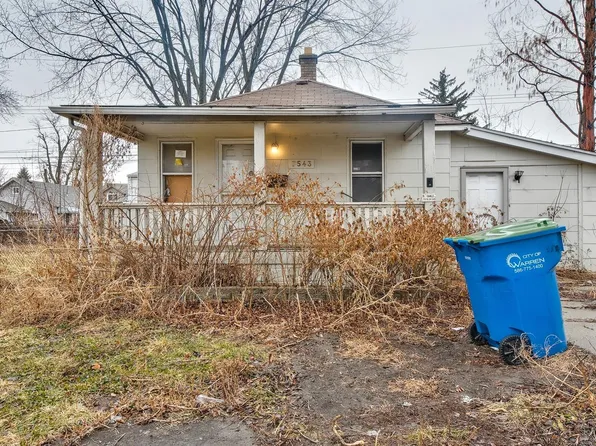 7543 Chalmers Ave, Warren, MI 48091