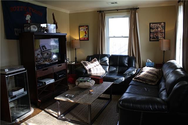 2nd image of 2138 Blair Blvd