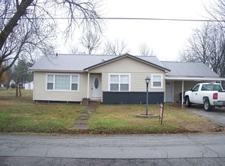 517 E Georgia St, Walnut Ridge, AR 72476