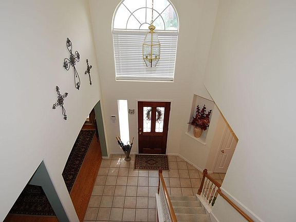 3rd image of 20827 Auguswood Ln