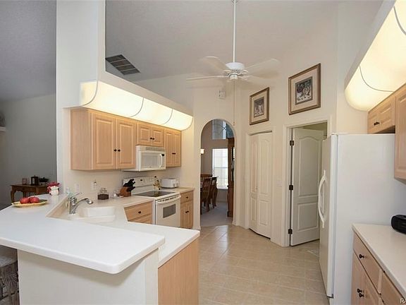 5th image of 319 E Cumberland Ct