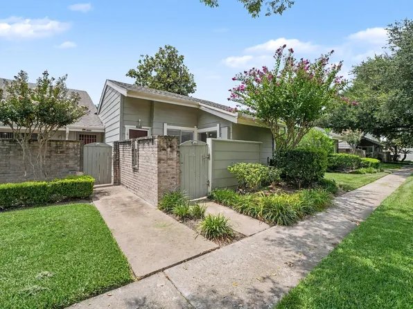 13010 Greenway Chase Ct #3010, Houston, TX 77072