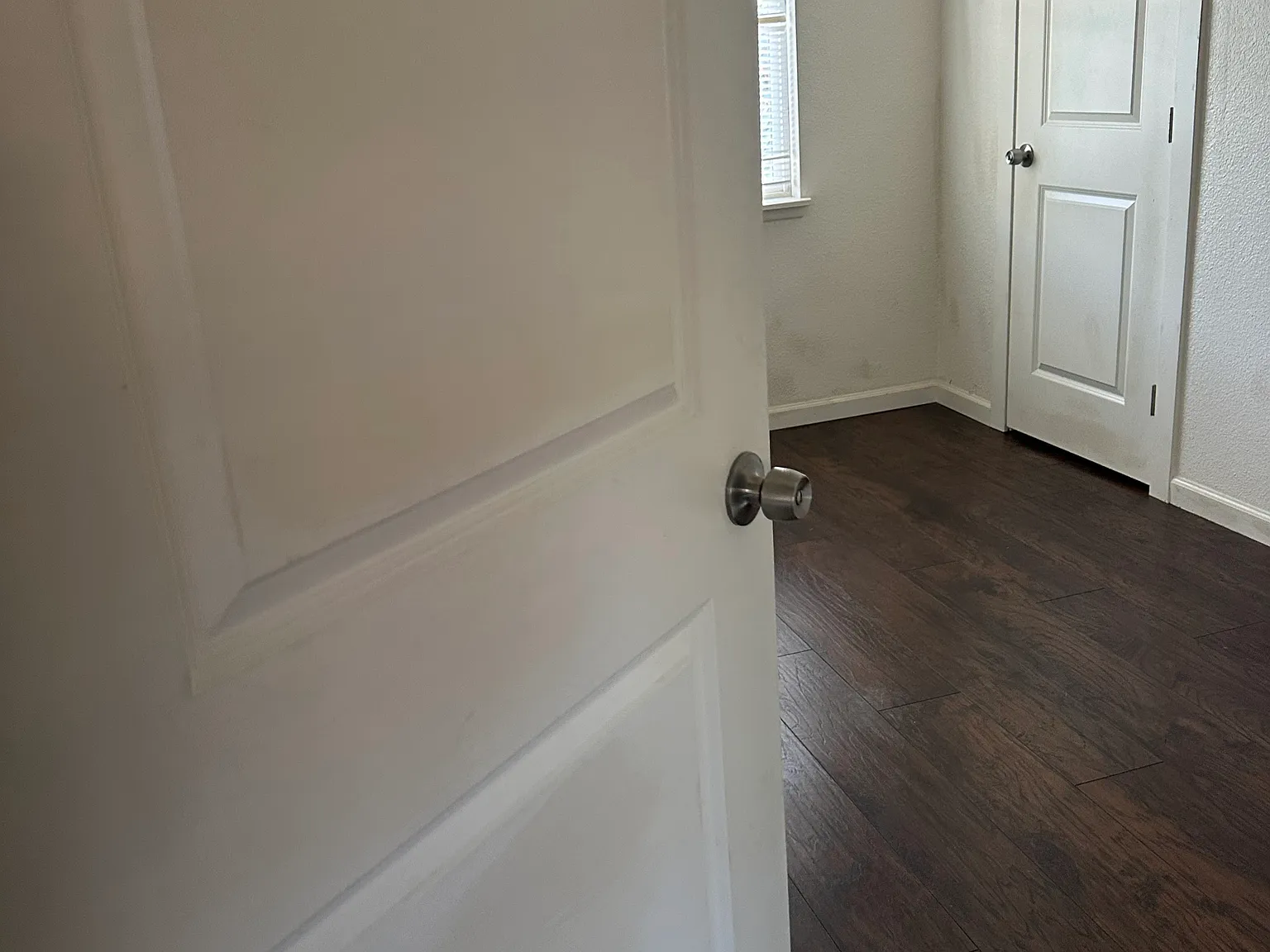 1 bed, 500 sqft, $1,350 — Photo 3