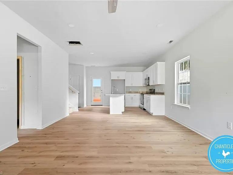2903 Bolton Pl — Photo 6