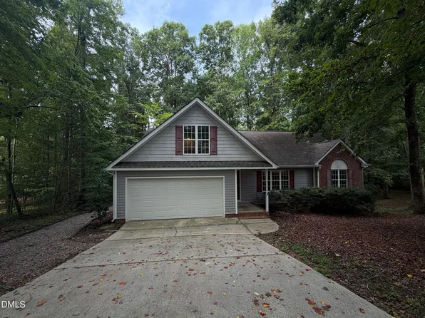 6073 Jones Cir, Sanford, NC 27332