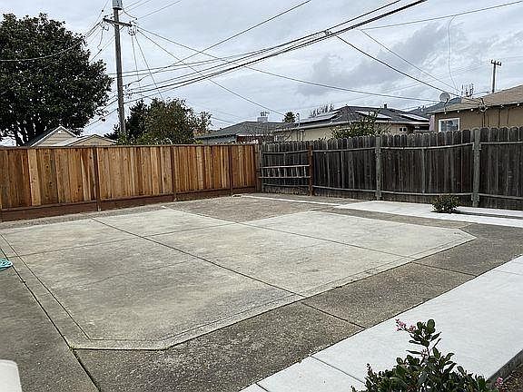 2nd image of 8018 Circle Ct