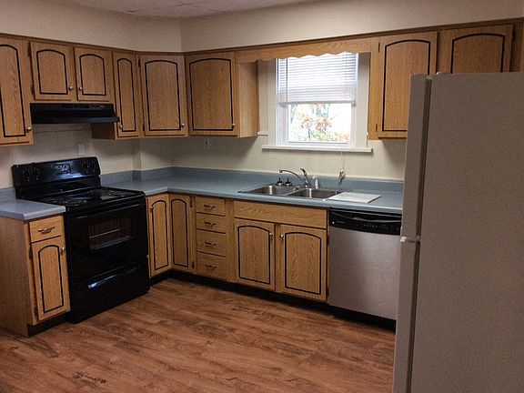 4th image of 3148 Veazey Ave