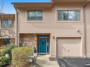 175 Winchester Ct, Township Of Washington, NJ 07676