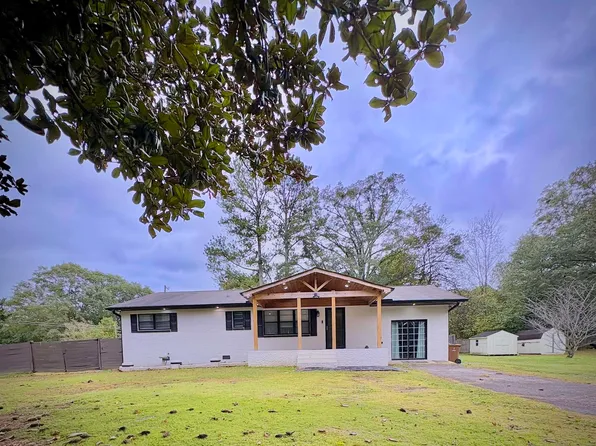 500 Carol St NW, Hartselle, AL 35640