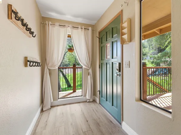 13133 Wells Fargo Dr, Groveland, CA 95321