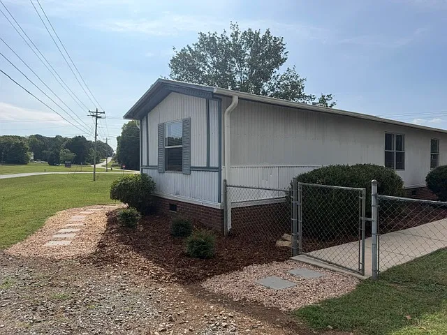 Heath Ln, Lexington — Photo 2