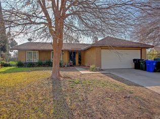 7595 Kempster Ct, Fontana, CA 92336