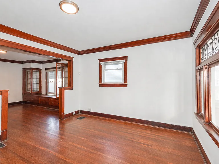 1910 Corning Ave #1 — Photo 22