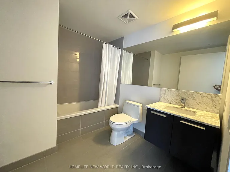 28 Wellesley St E #1606 — Photo 12