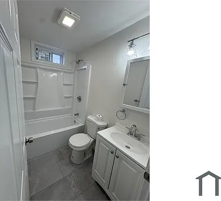 2 bed, 900 sqft, $2,400 — Photo 3