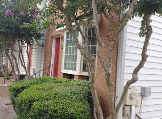 412 High Creek Trce, Roswell, GA 30076