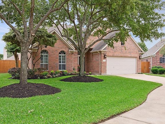 2nd image of 8310 Brighton Lake Ln
