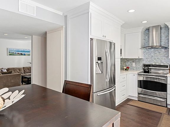 2nd image of 34 Seaside Cir
