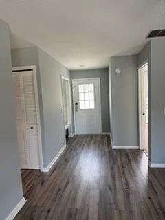 8913 Wood Lake Ct — Photo 2
