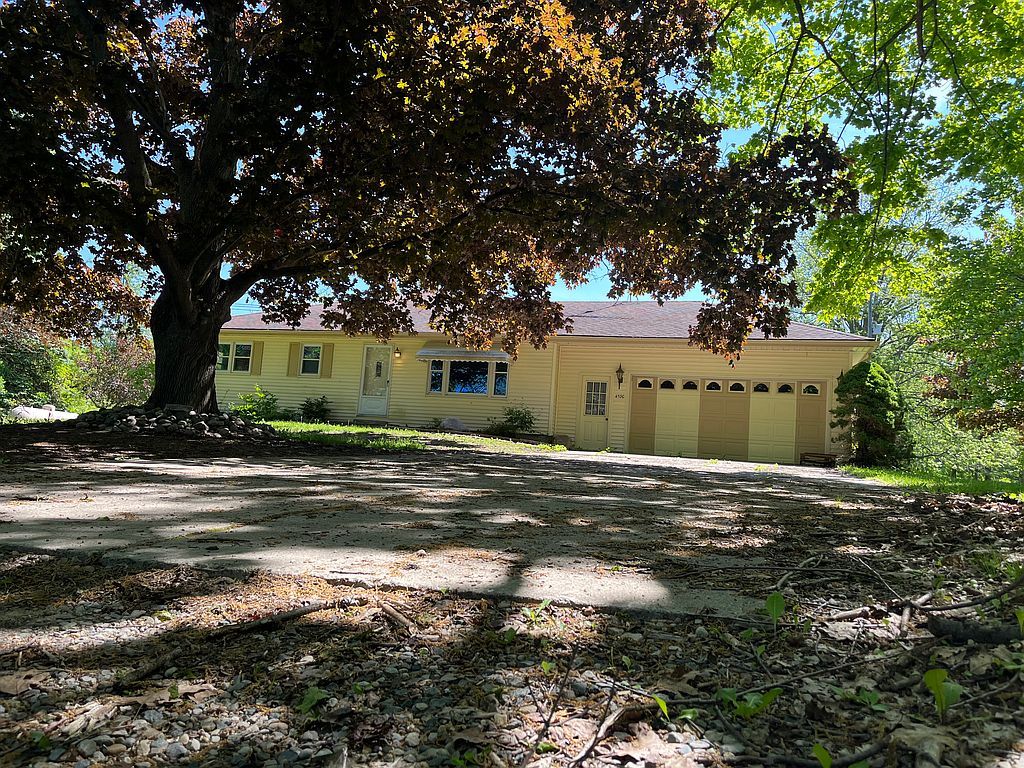 4590 Secord Lake Rd - Property Image
