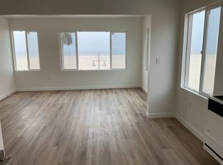 511 Ocean Front Walk APT 4, Venice, CA 90291