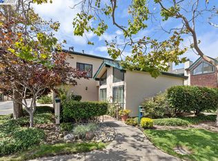 106 Ironwood Rd, Alameda, CA 94502